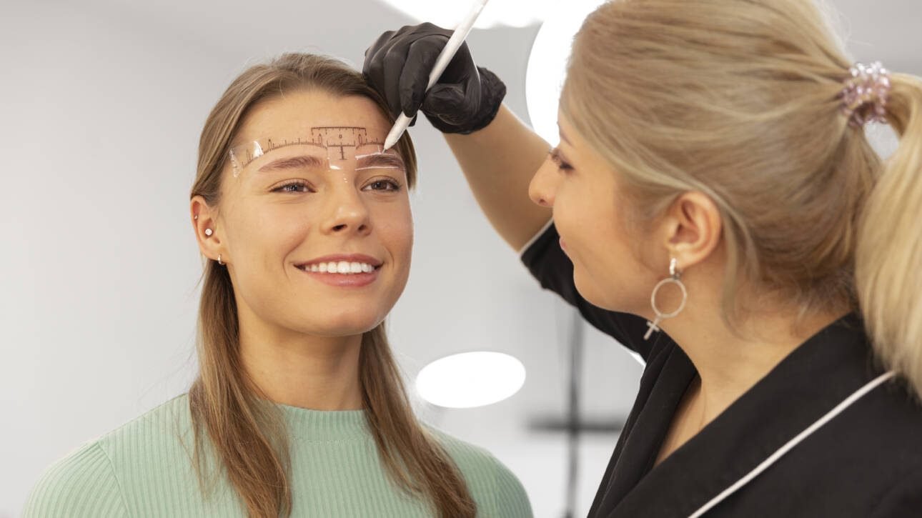 Benefits of Eyebrow Microblading - Why Should You Do It?